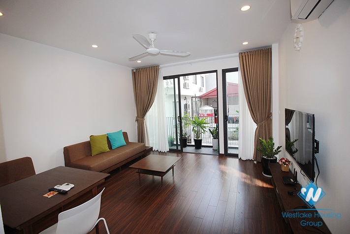Nice and big apartment with balcony for rent on Tu Hoa street, Tay Ho, Ha Noi